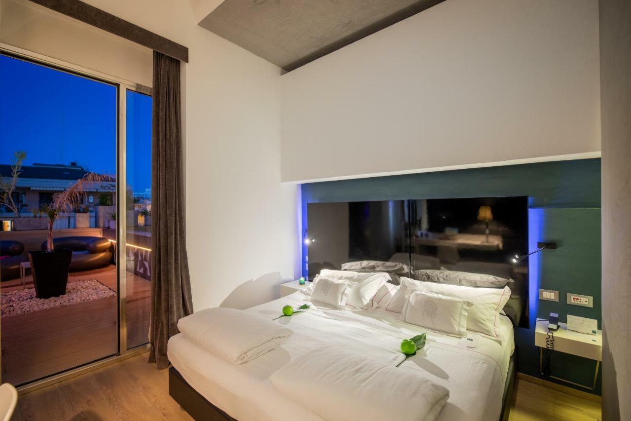Una Hotels One Siracusa Syracuse Bagian luar foto